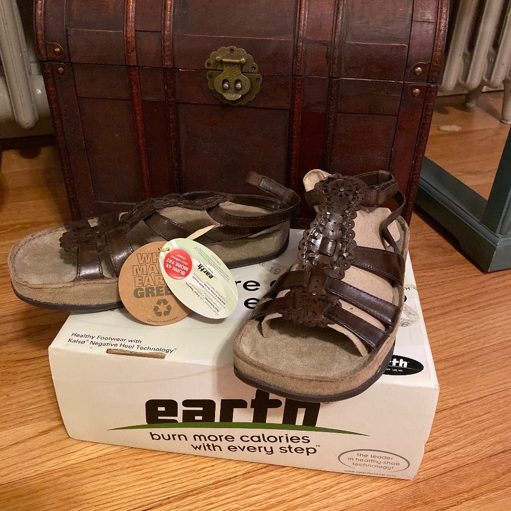 Earth Gladiola Sandals size 7.5